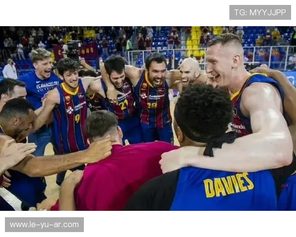 巴萨男篮新阵容亮相青年老将并肩出击 巴萨男篮新阵容亮相青年老将并肩出击